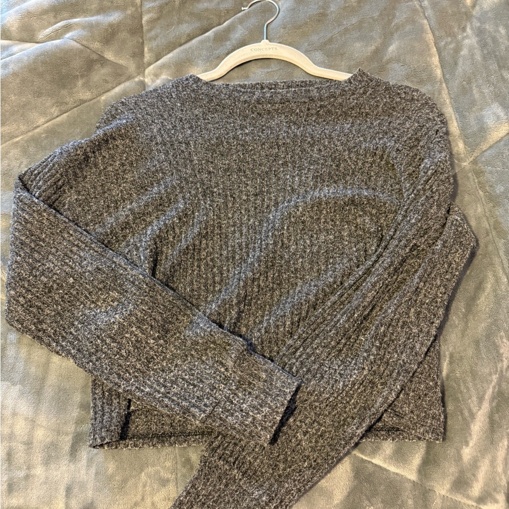 Aritzia Wilfred Cropped Sweater - Picture 1 of 3